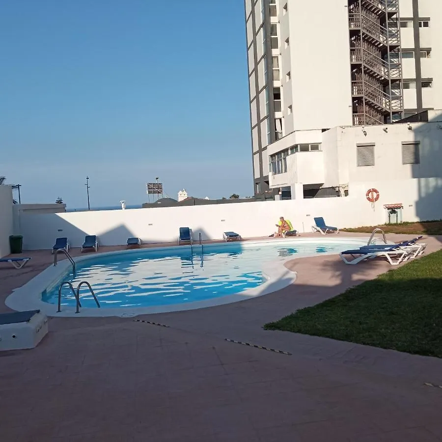 Apartment With Pool, 100 Meters Away From The Beach Puerto de la Cruz  Spagna
